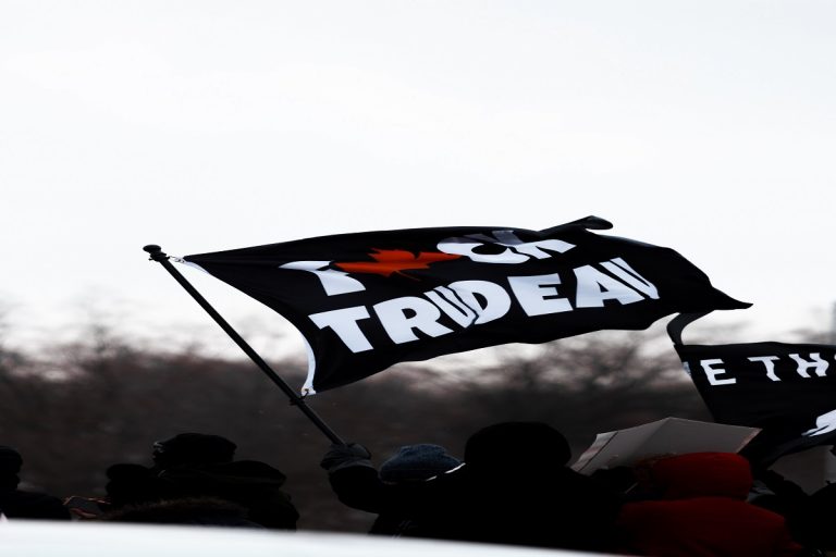 Freedom Convoy: GoFundMe seizes funds of Canada ‘occupation’